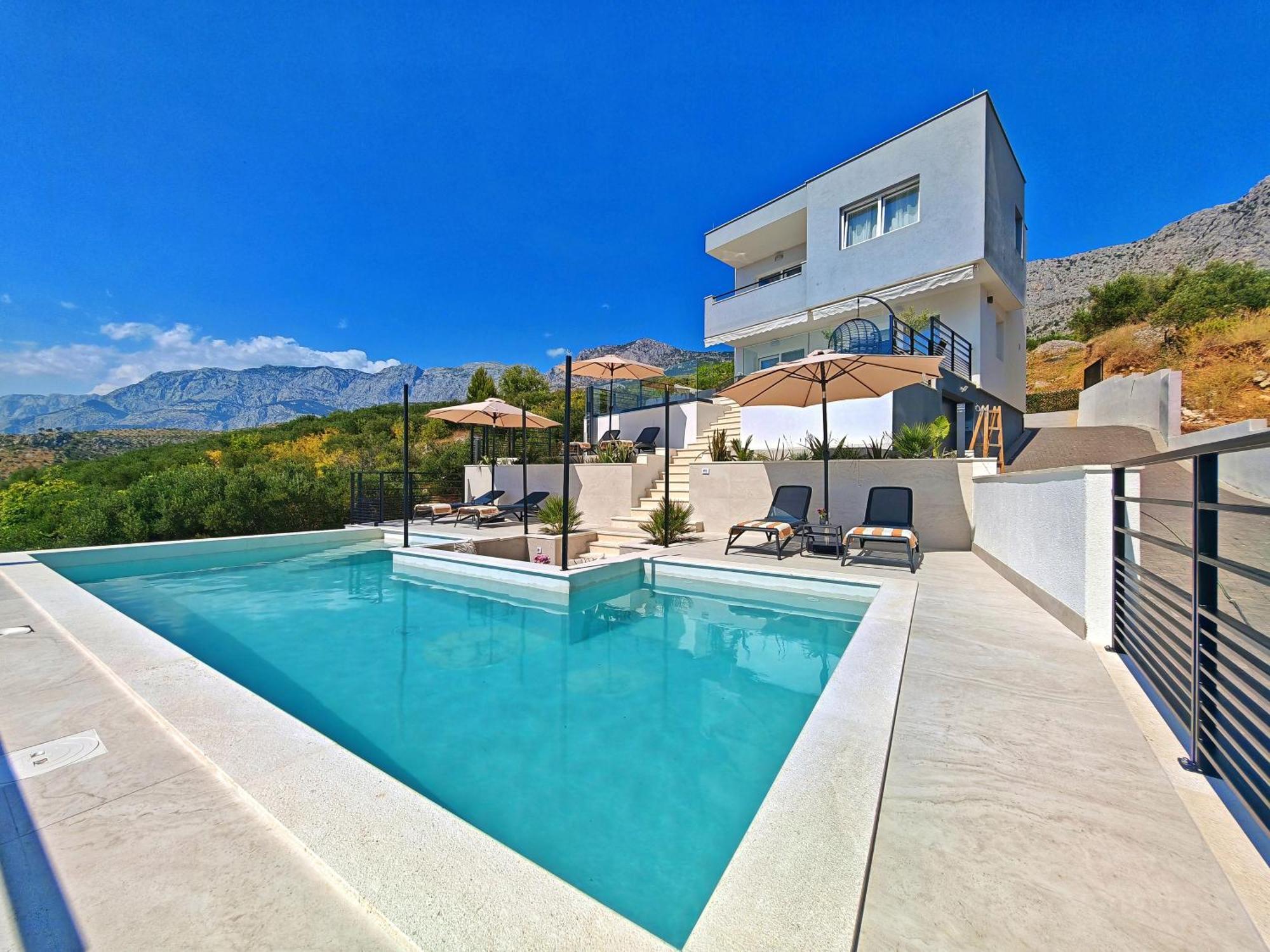 Luxury Holiday Home Dioniz Podgora Exterior foto
